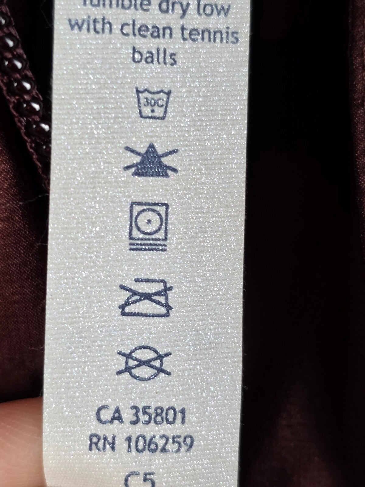 Lululemon Down For It All Vest Burgundy Goose Down Hybrid Zip Size 8