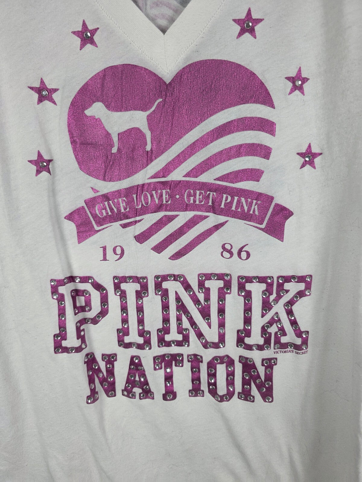 Victorias Secret PINK NATION LOVE Collectors Tee shirt White V neck Small
