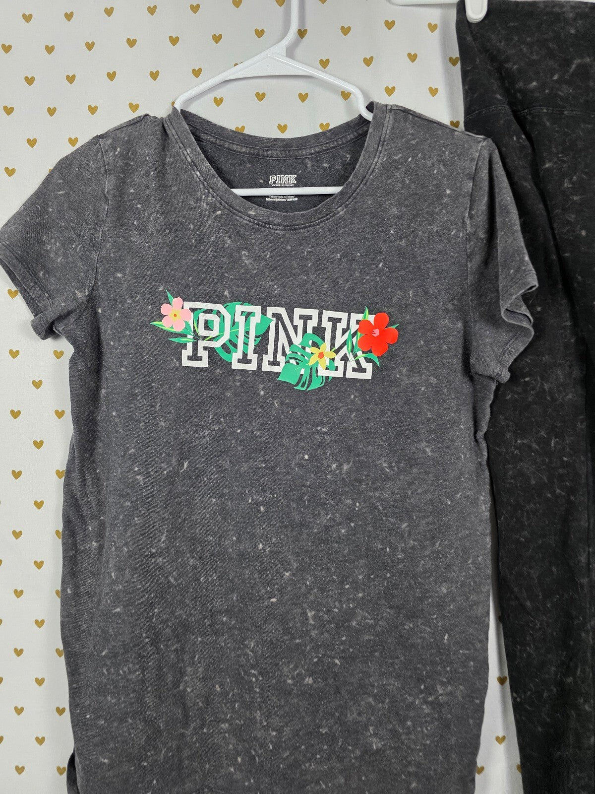Victorias Secret PINK Floral Hawaiian Logo Yoga Pants Tee shirt SET Small
