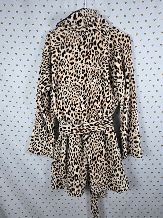 Victoria's Secret Leopard Plush Robe M/L VS Logo Back Belt Pockets Animal
