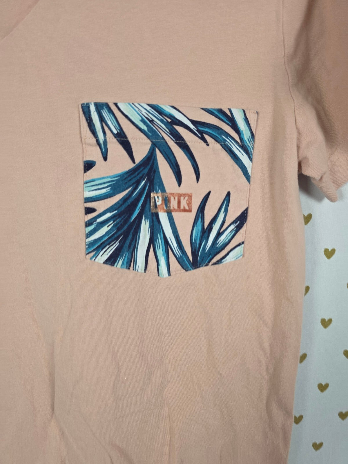 Victorias Secret PINK Matte Gold BLING V neck Hawaiian Tee shirt SMALL