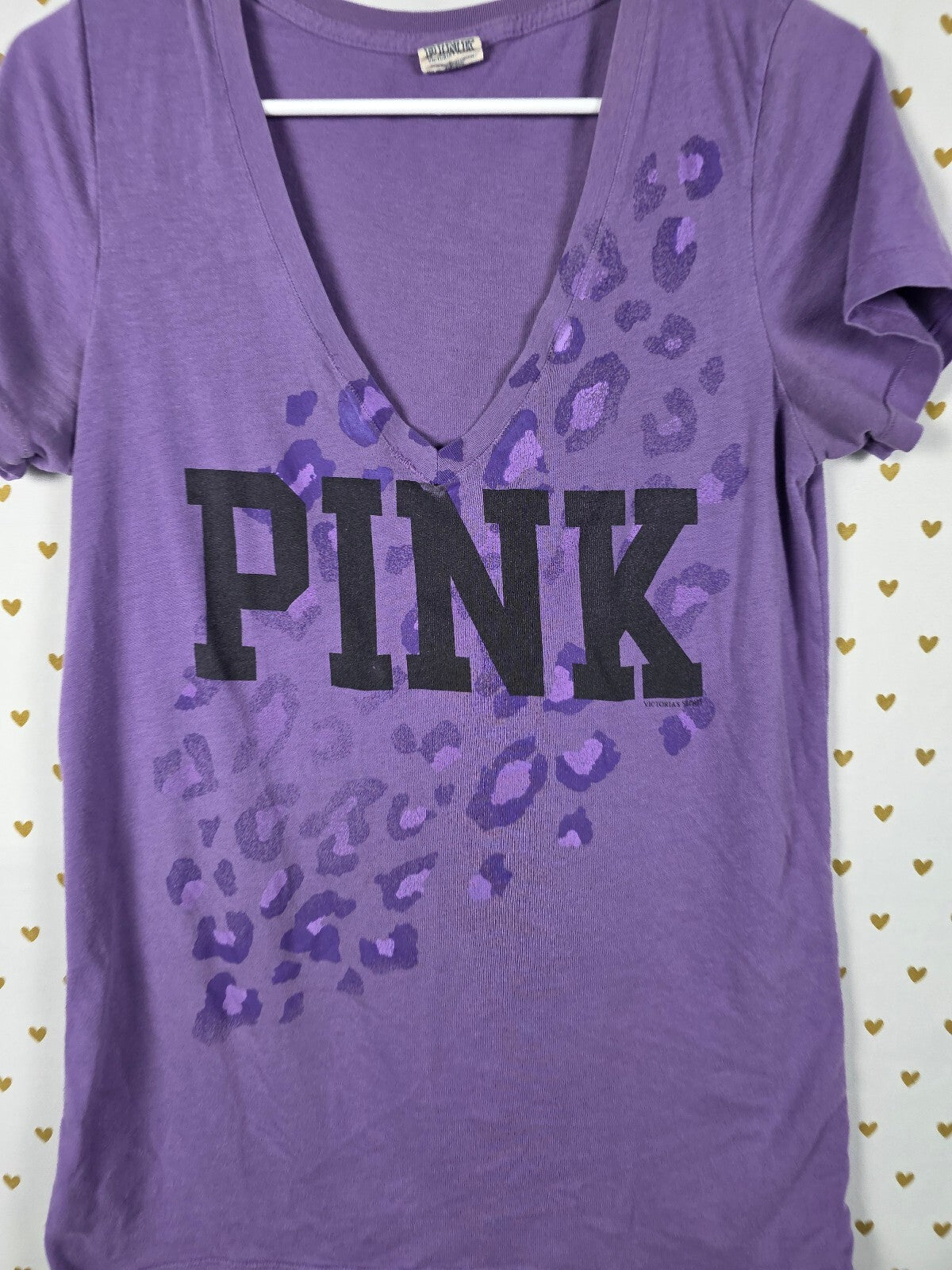 Victorias Secret PINK Vintage Y2k Purple Leopard Cheetah V neck Tee shirt Medium