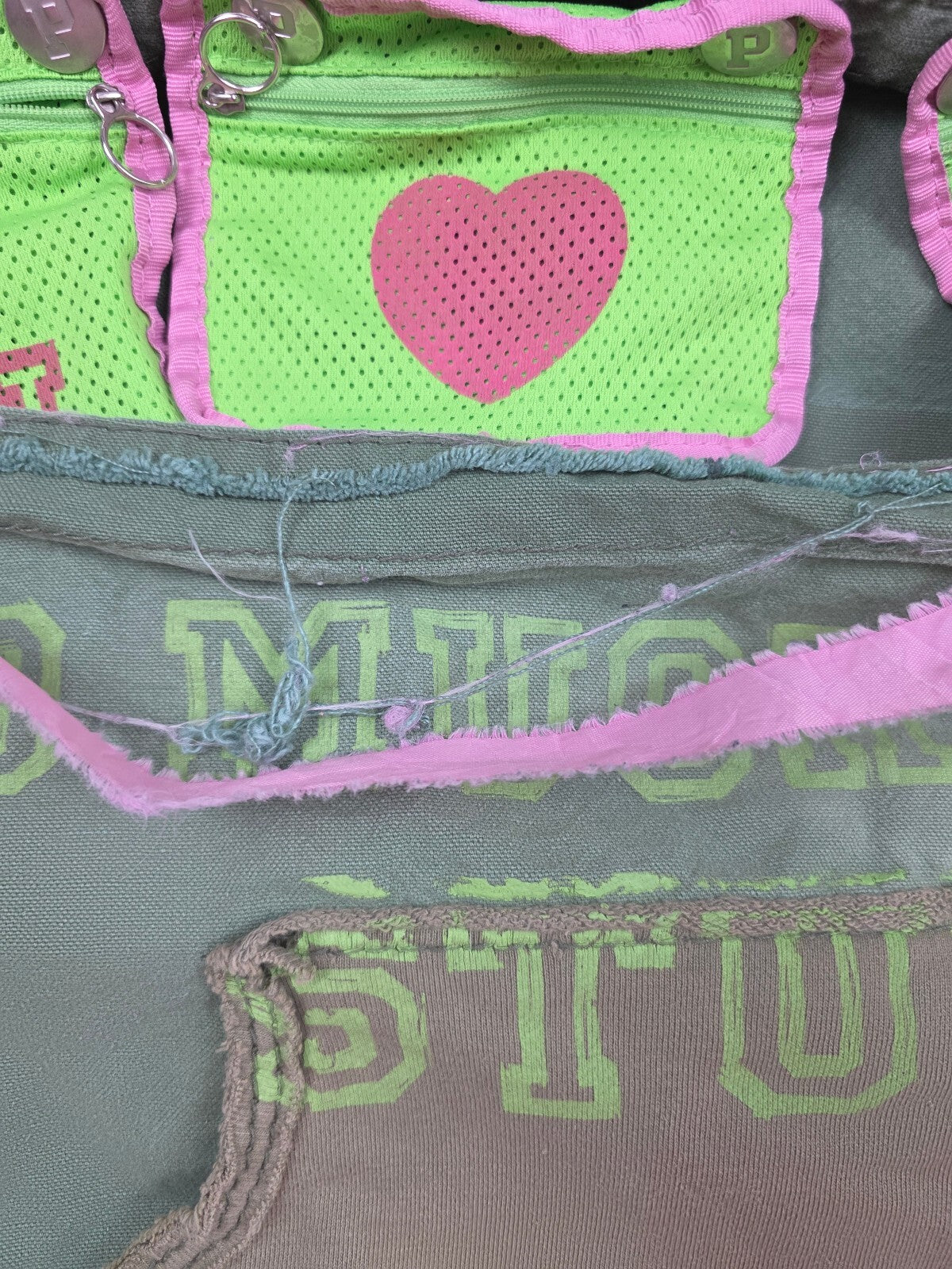Vintage Victoria's Secret PINK Royalty Messenger Bag Green Organizer Pouches HTF