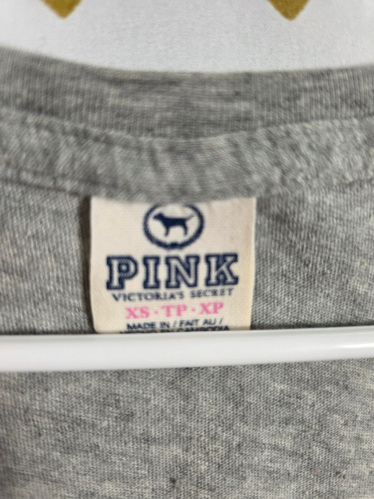 PINK Victoria's Secret Purple Leopard Print Logo V Neck T Shirt Gray XS