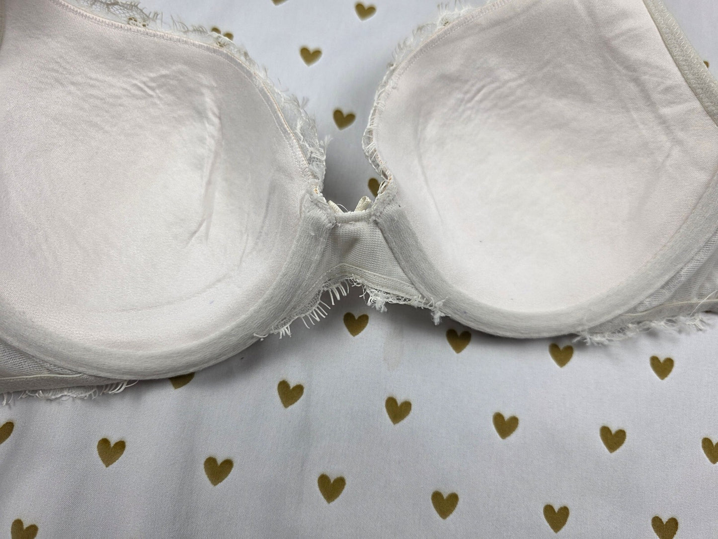 Victorias Secret White Lined Perfect Coverage Bra DREAM ANGELS 34B