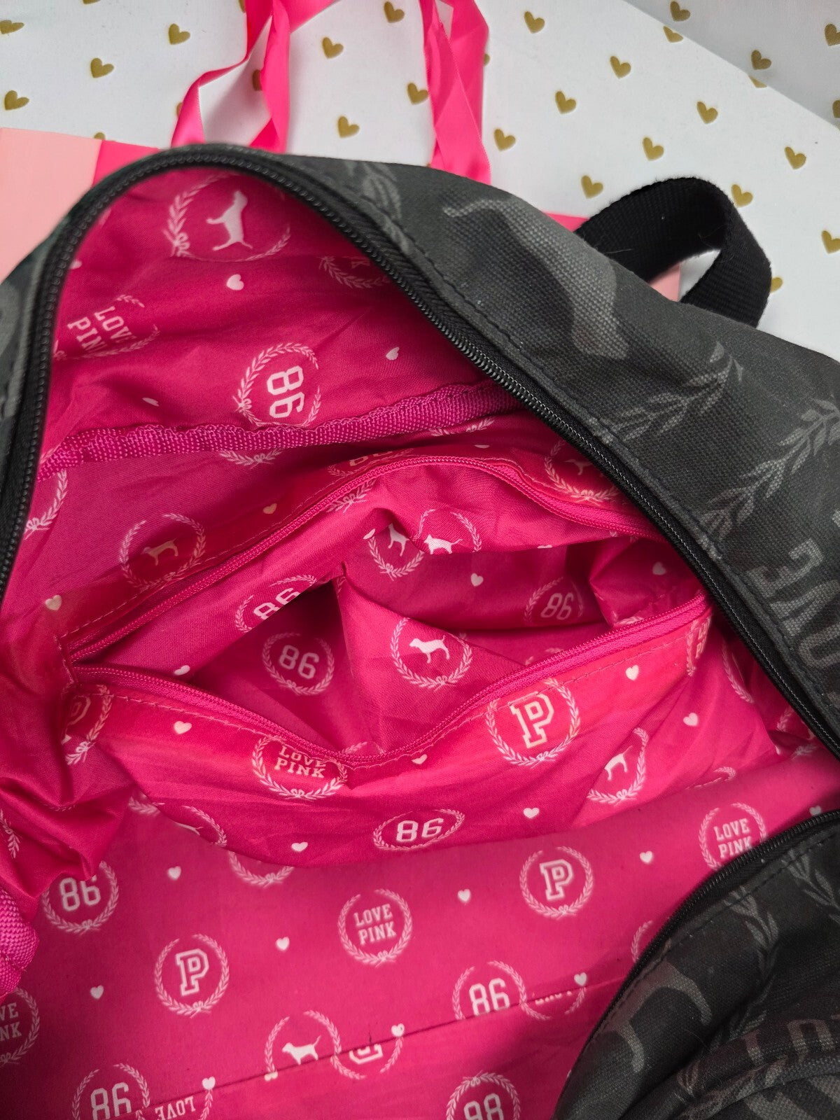 Vintage 2010 Victoria's Secret PINK LOVE PINK Duffle Cosmetic Bag Set Y2K