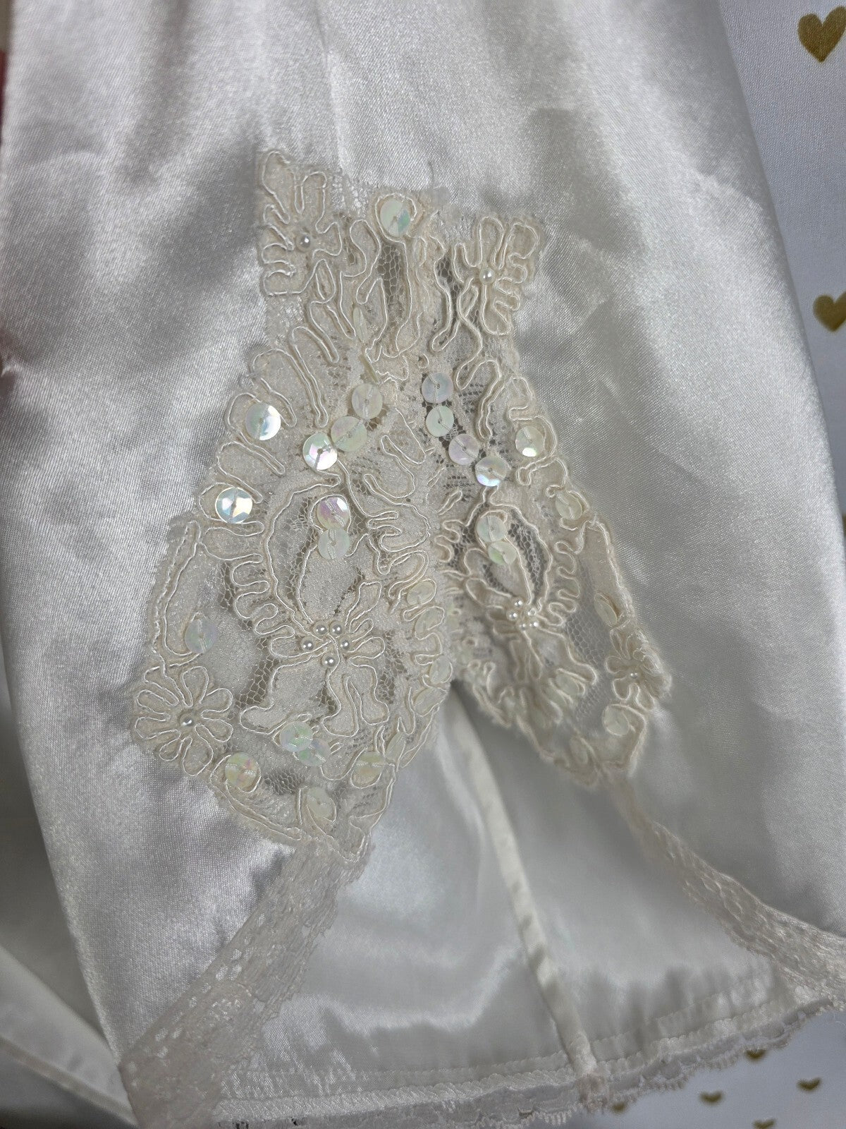 Victorias Secret Satin Silky Robe White VINTAGE Heart Label embellished SEQUIN