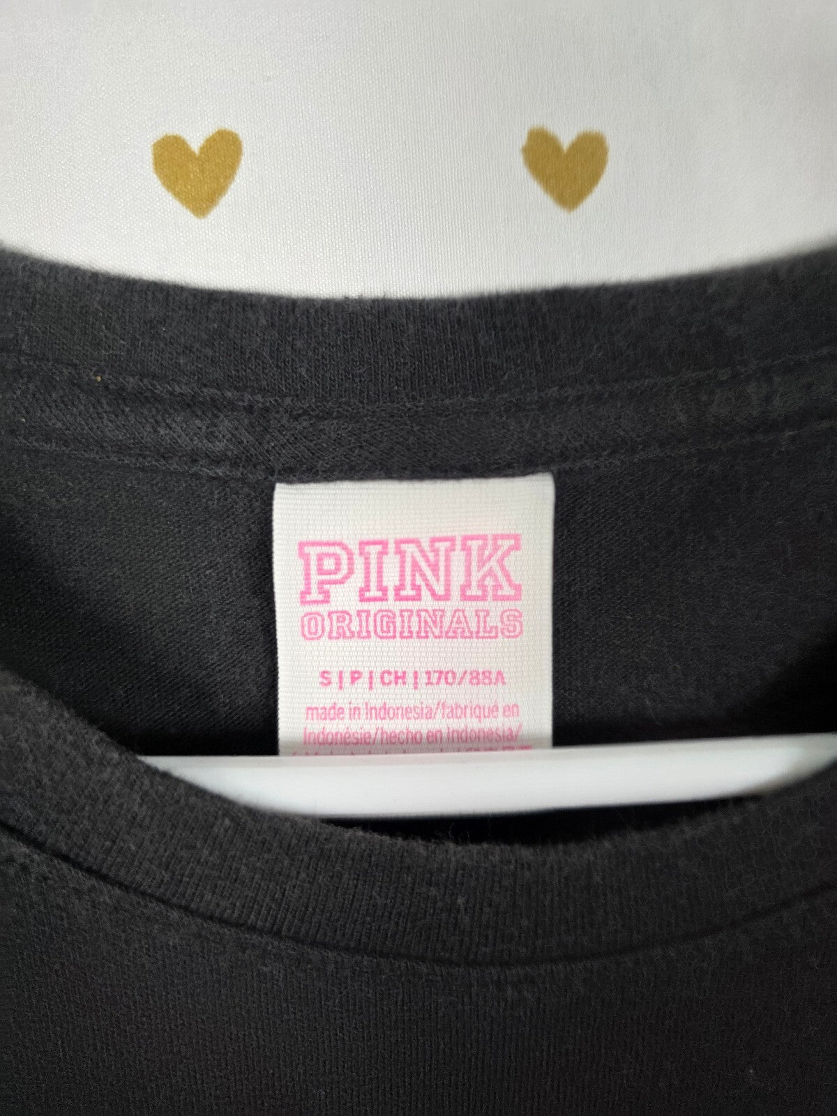 Victorias Secret PINK LOVE Heart Logo Campus Originals Black Tee shirt SMALL