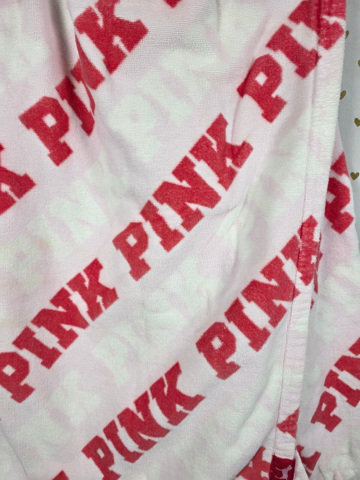 Victoria's Secret PINK Polka Dot Plush Spa Bath Wrap Towel Cover Up Logo