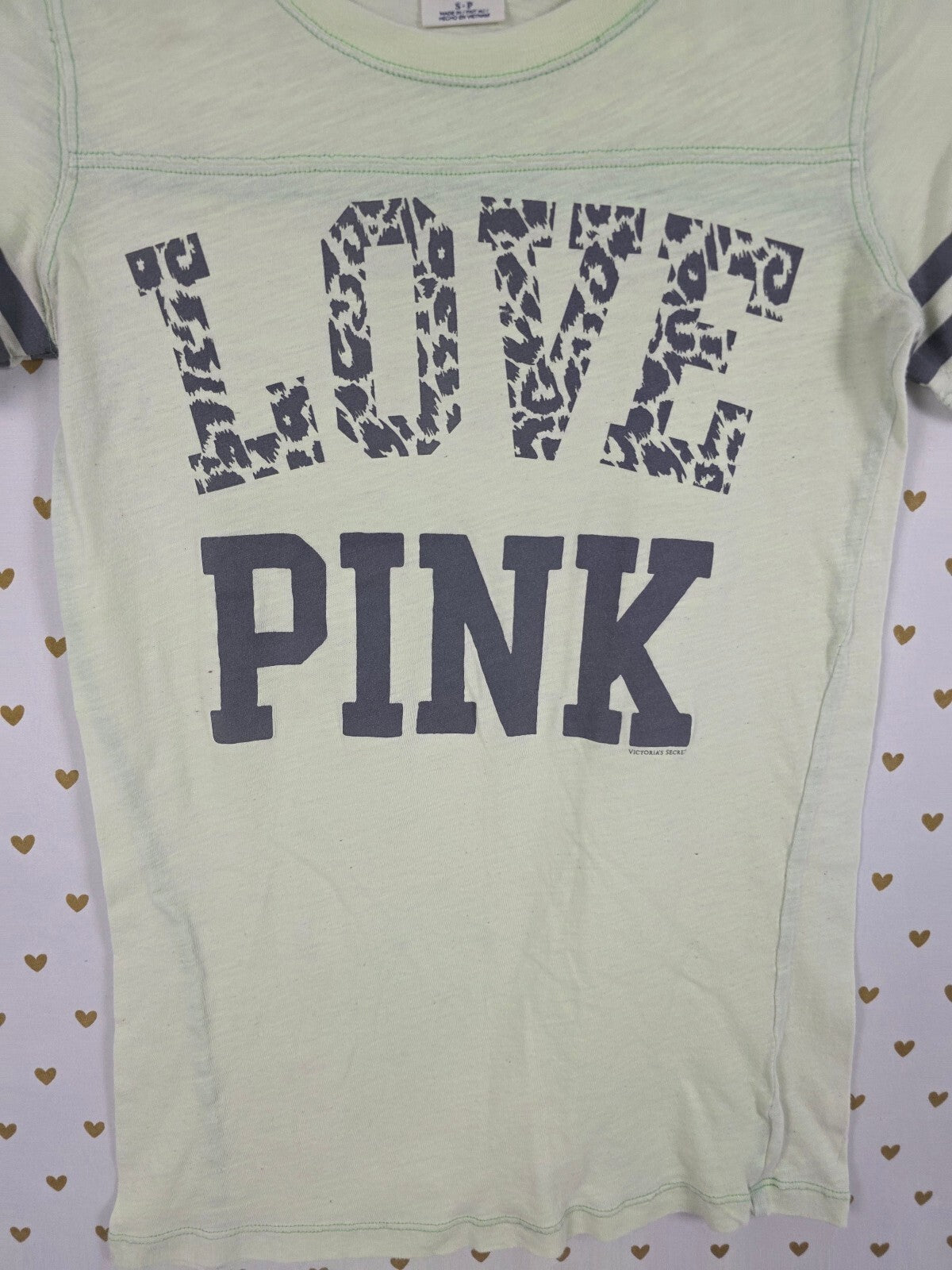Victorias Secret PINK Vintage Cheetah Leopard Love V neck tee shirt Y2k Small