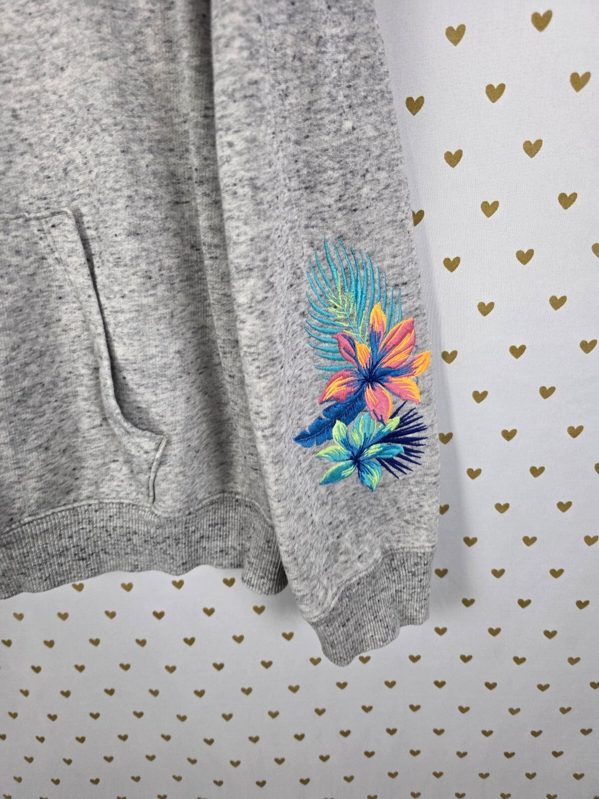 Victoria's Secret PINK Gray Tropical Floral Sleeve 1/4 Zip Sweatshirt Large