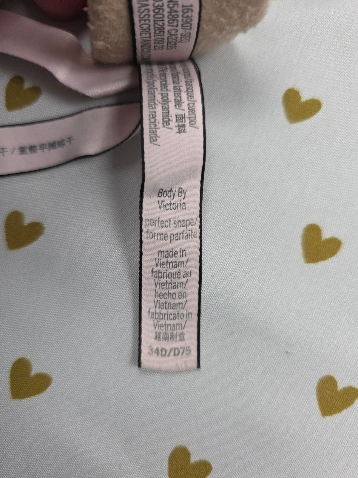 Victoria's Secret Beige Body By Victoria Perfect shape Bra 34D