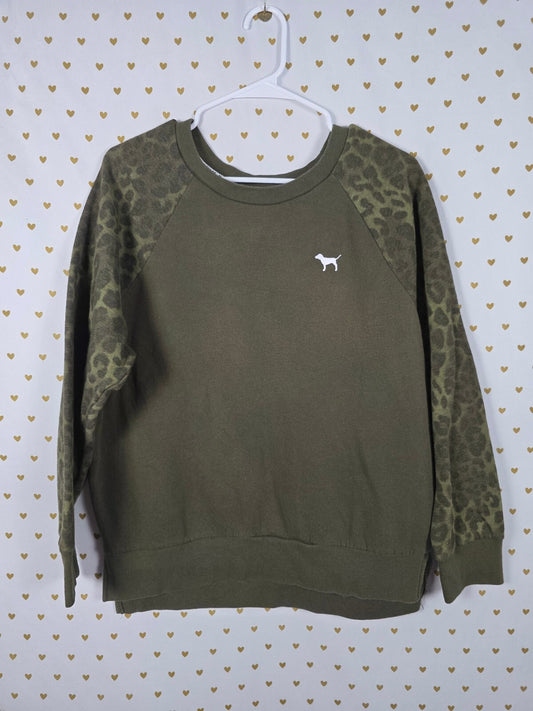 Victorias Secret Pink Green Cheetah Leopard Logo Raglan Sweater Shirt SMALL