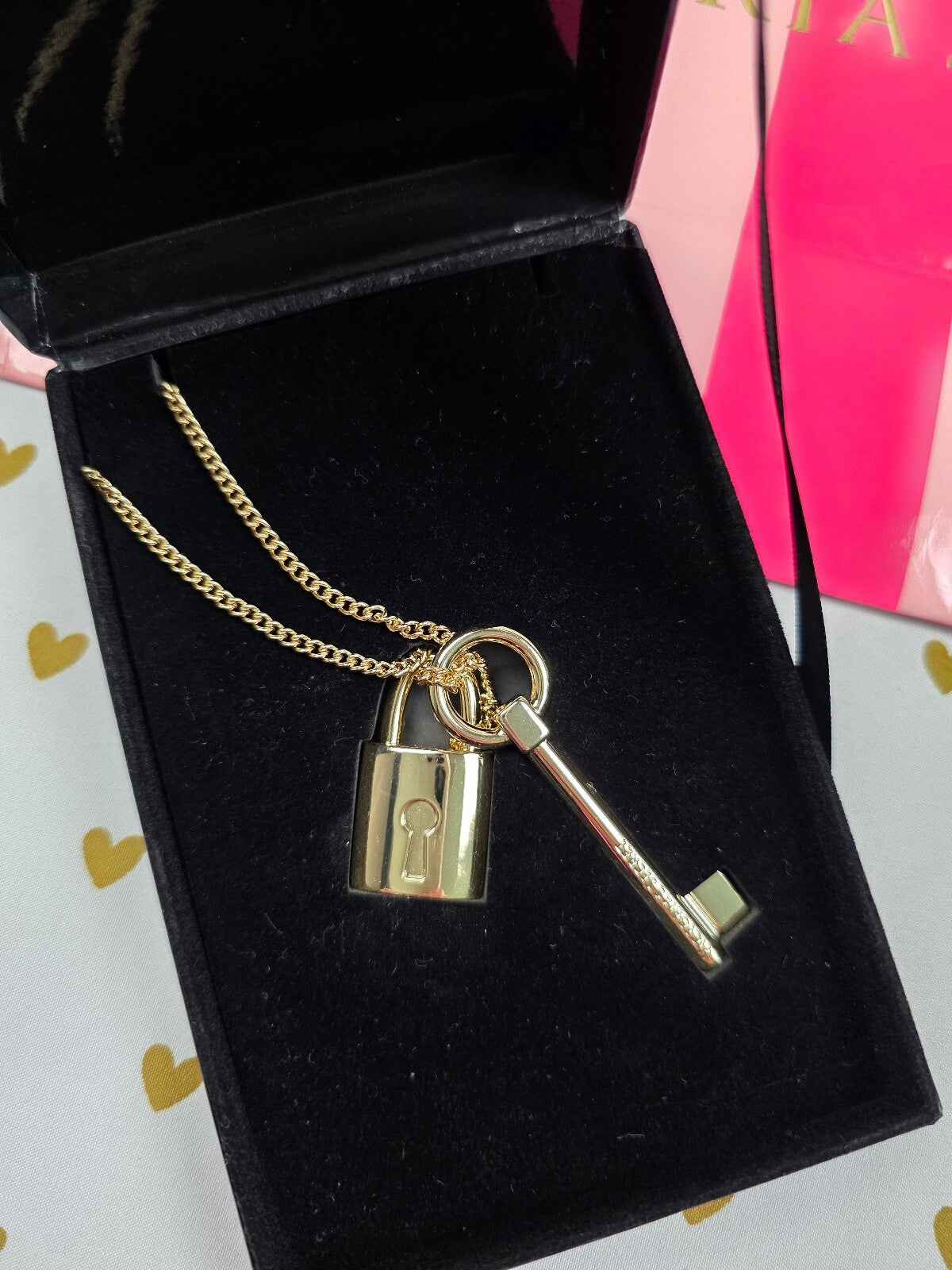 Victoria's Secret Scandalous Lock Key Necklace Gold Limited Edition Box