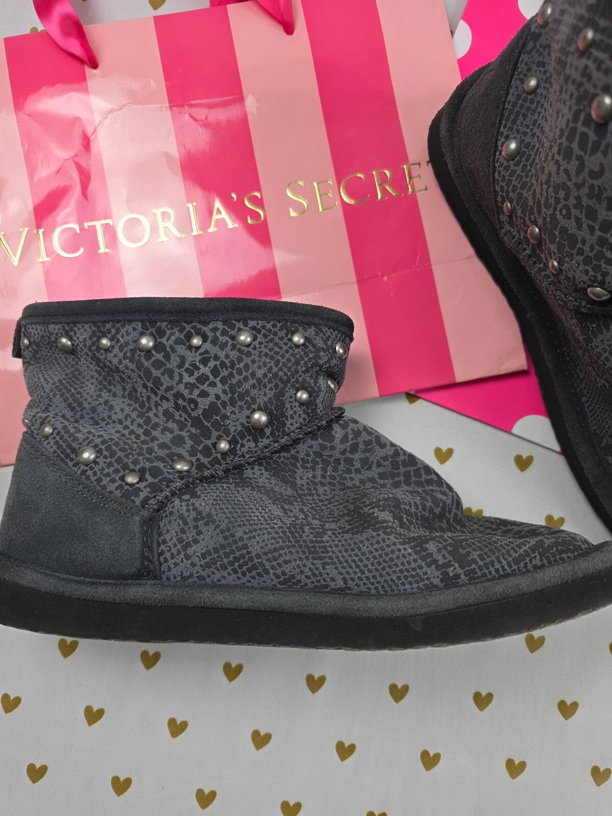 VS PINK Snakeskin Studded Faux Fur Mukluk Slipper Boots Black S 5 6 Rare