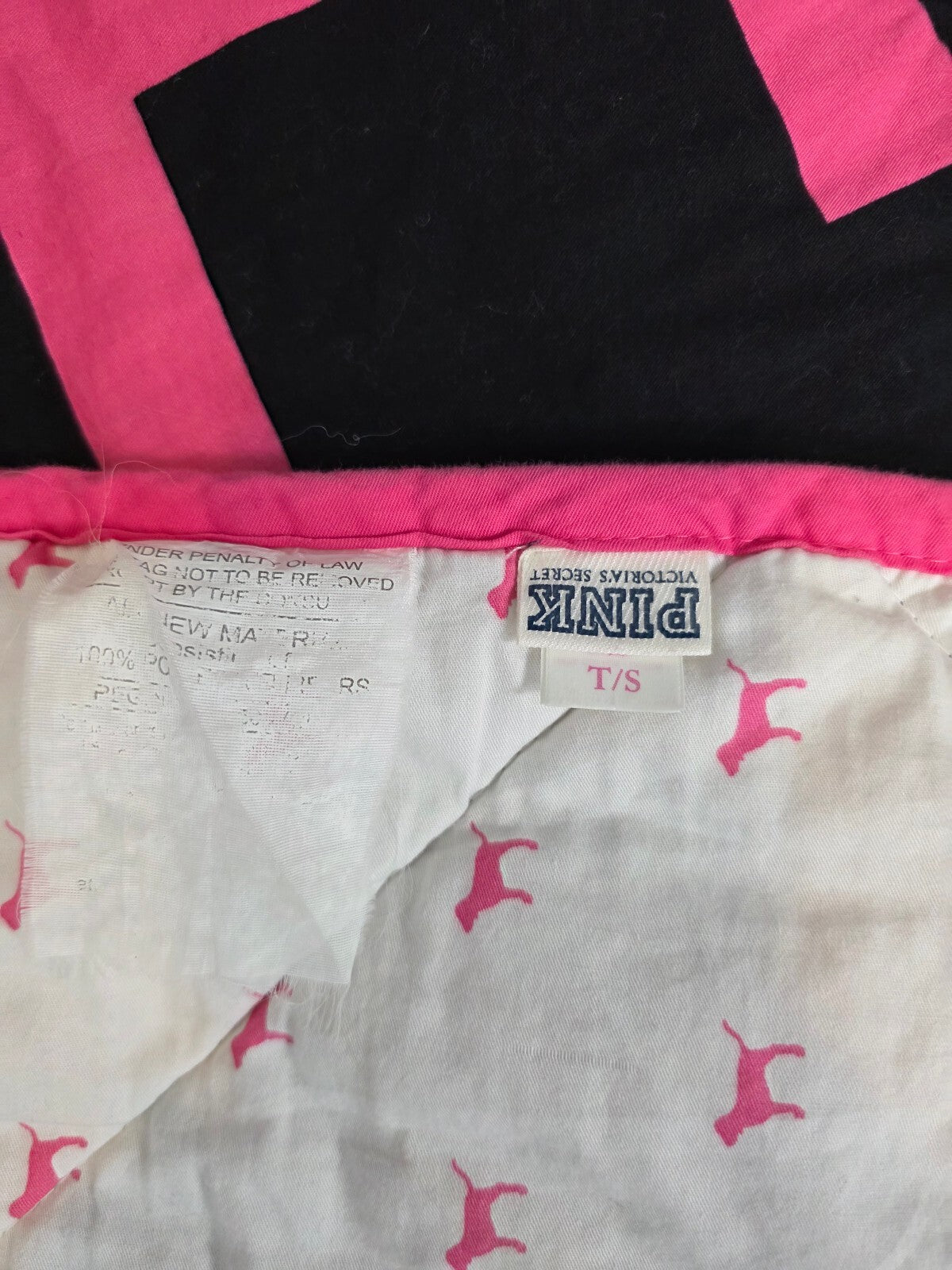 Vintage 2012 Victoria's Secret PINK Twin Quilt Dog Wreath Reversible Blanket