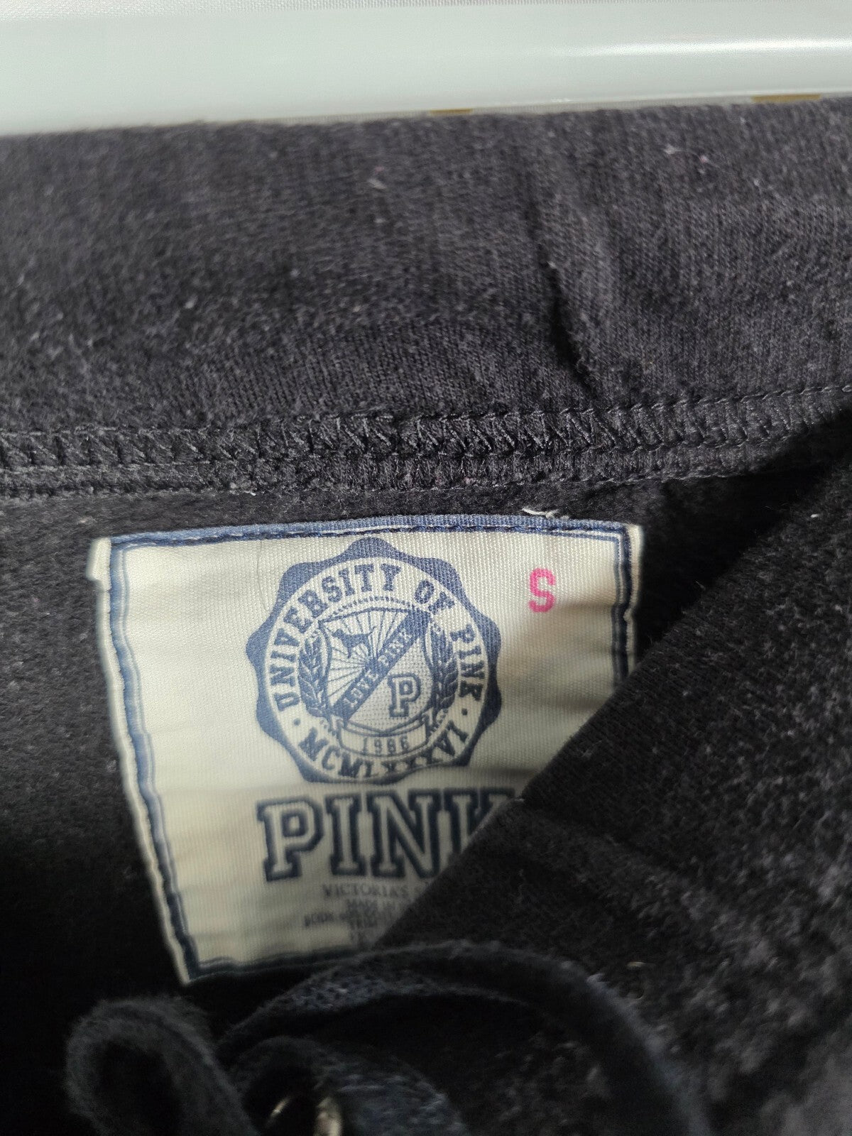 Victorias Secret PINK Vintage Diaper Butt Boyfriend Sweats Y2k PEACE HEART SMALL
