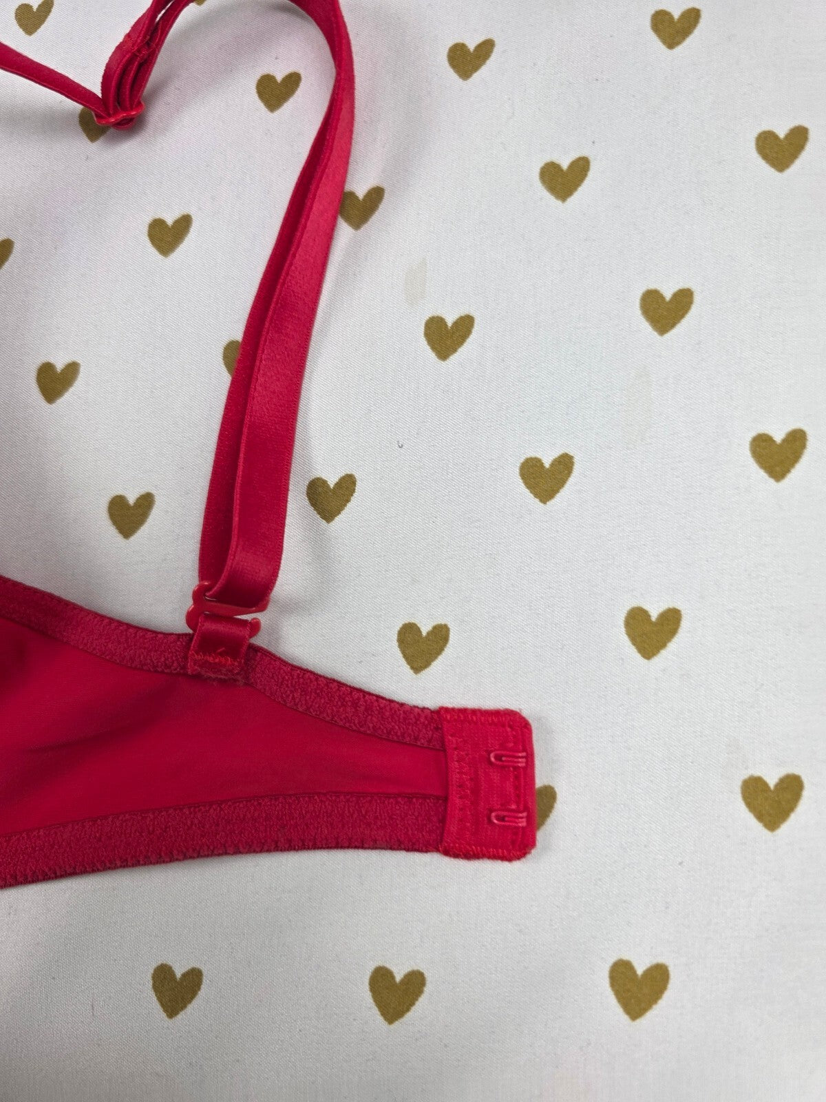 Victorias Secret Pink Red 32D Wear Everywhere Push Up Bra