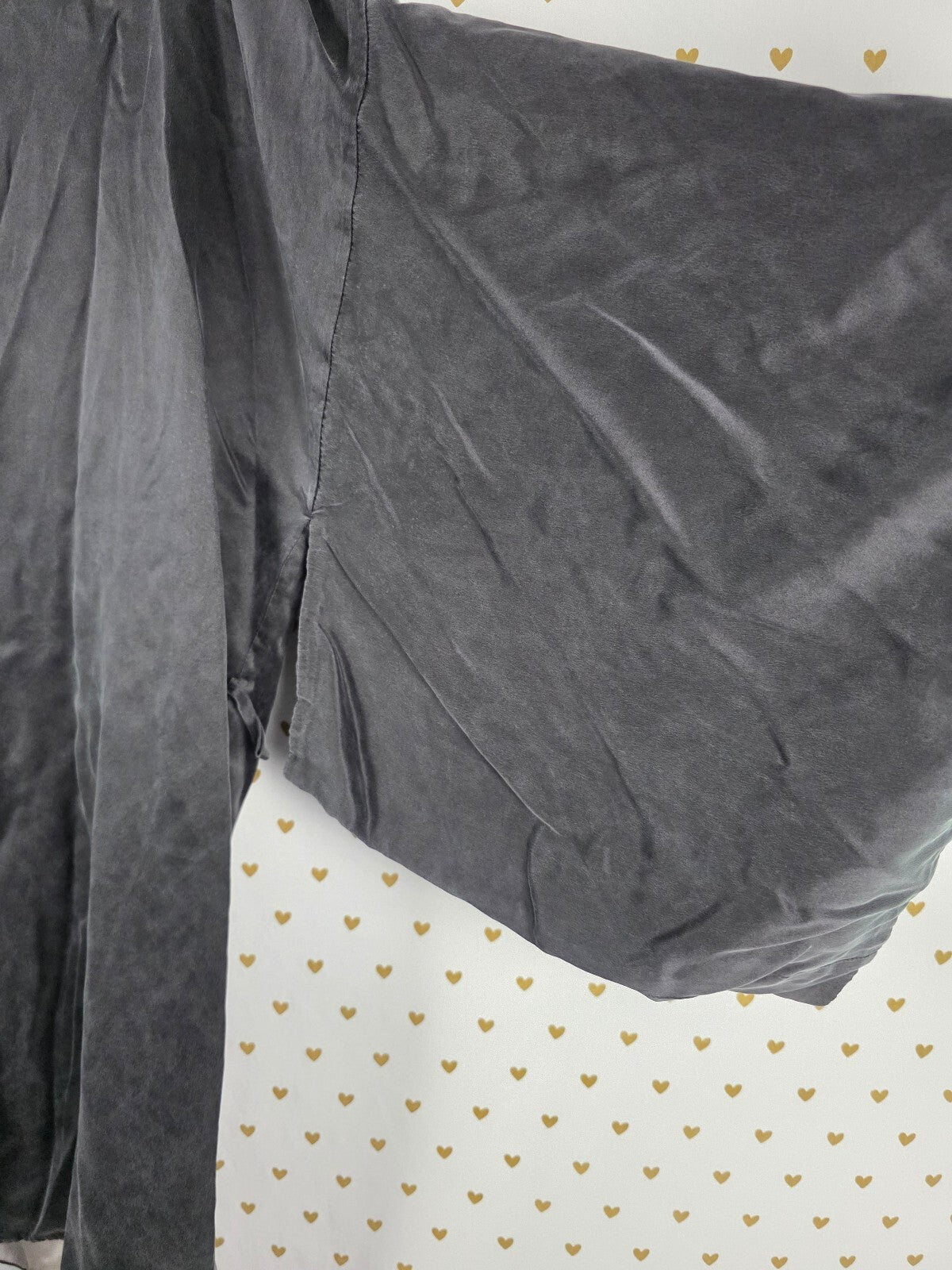 Victoria's Secret 100% Silk Kimono Robe O/S Rhinestone Floral Black Gray