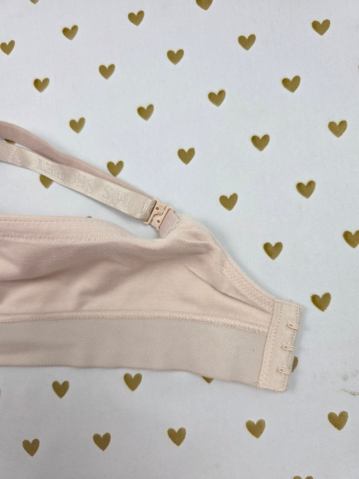 Victorias Secret 40C BLING T shirt lightly Lined Wireless NO Wire Bra