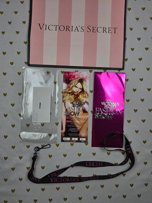 Victoria's Secret 2011 Fashion Show VIP Invitation Ticket SET Lanyard Rare