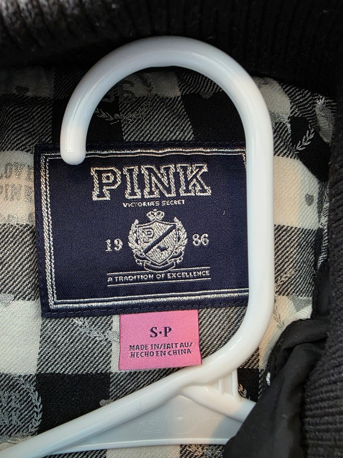 VS PINK 1986 Puffer Jacket S Black Faux Fur Hood Plaid Lined Y2K Coat Parka VTG