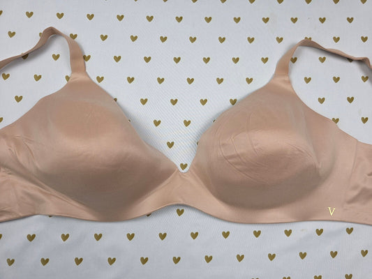 Victorias Secret Wireless Lined Demi Semi Balconette Bra 38DD