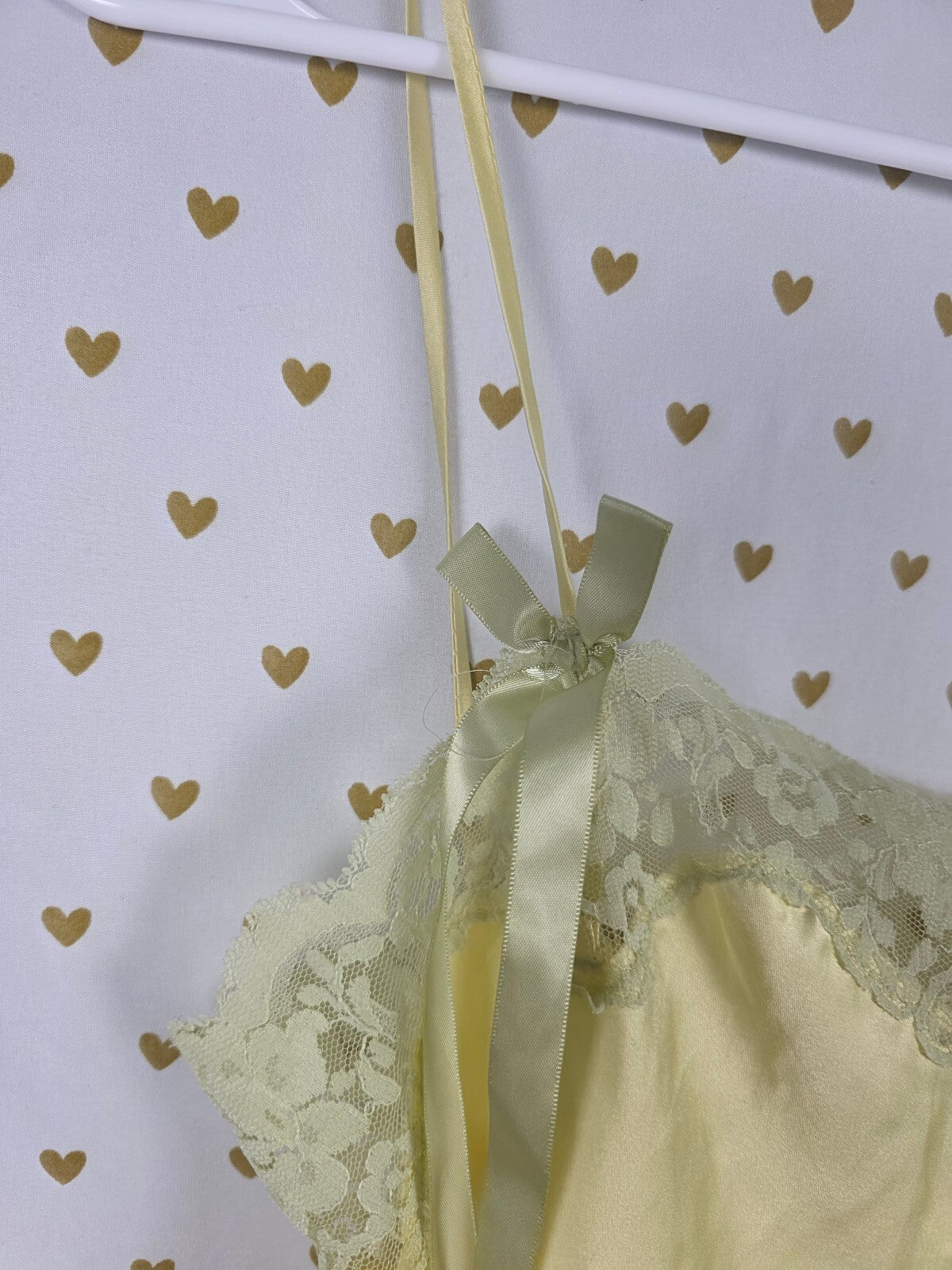 Victorias Secret Vintage Medium Yellow Lace Lined SLIP DRESS '05 Satin Silky