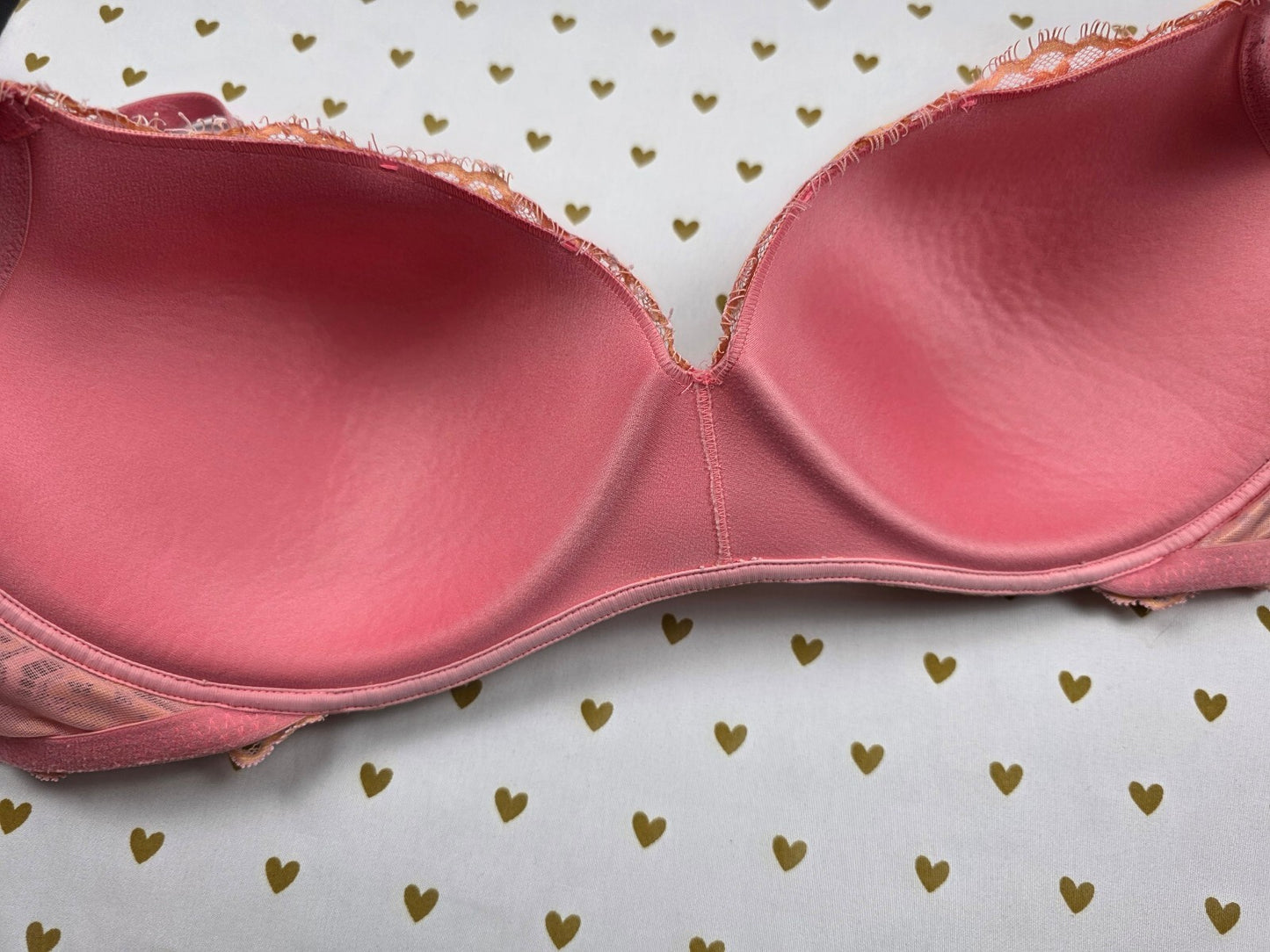 Victorias Secret DREAM ANGELS Padded No Wire wireless Bra 40D