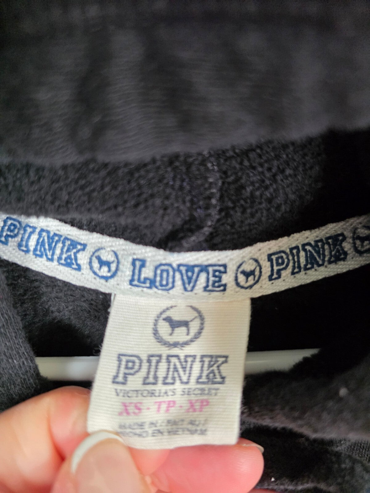 Victoria's Secret PINK Vintage Black Gold LOVE PINK Leopard Sequin 86 Hoodie XS