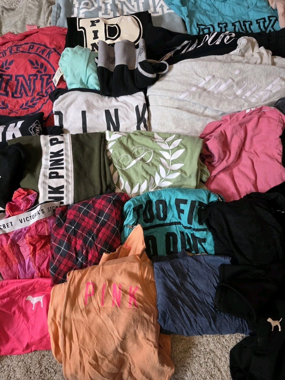 Lot of 40 Pcs Victoria's Secret and PINK Shirts Hoodie Leggings (stains/wear)