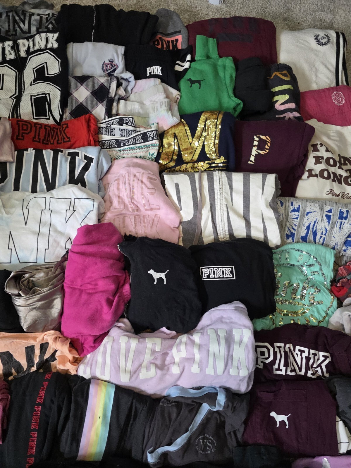 Lot of 53Pcs Victoria's Secret and PINK Shirts Hoodie Leggings (stains/wear)