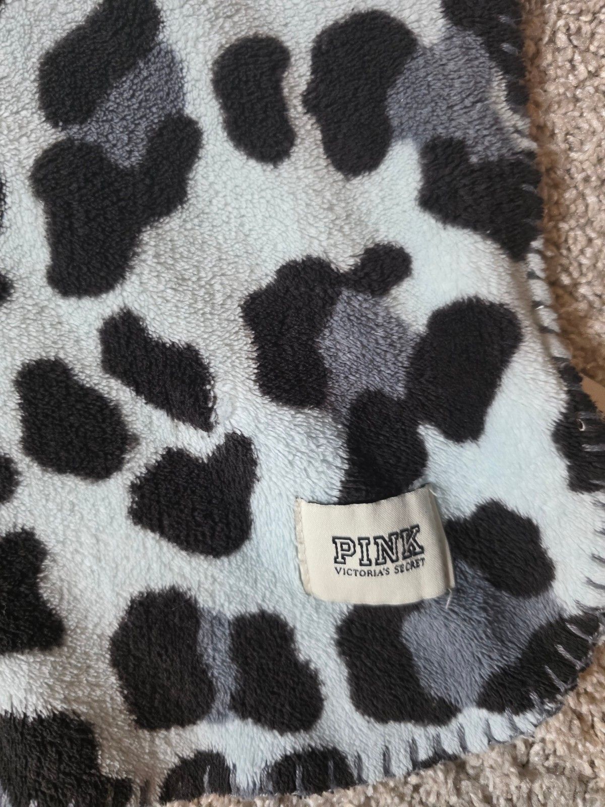 Rare Vintage Victoria's Secret PINK Leopard Stadium Blanket Throw Gray Black