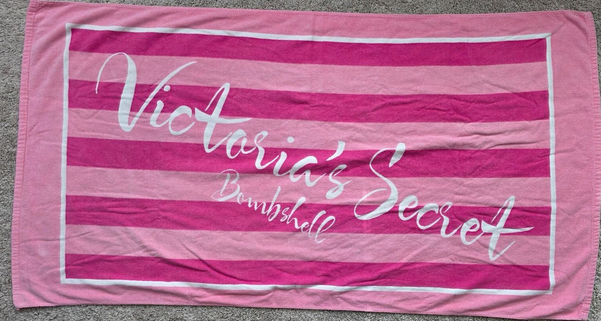 2011 Victoria’s Secret Bombshell Beach Towel Pink Striped Cotton Y2K 66x34