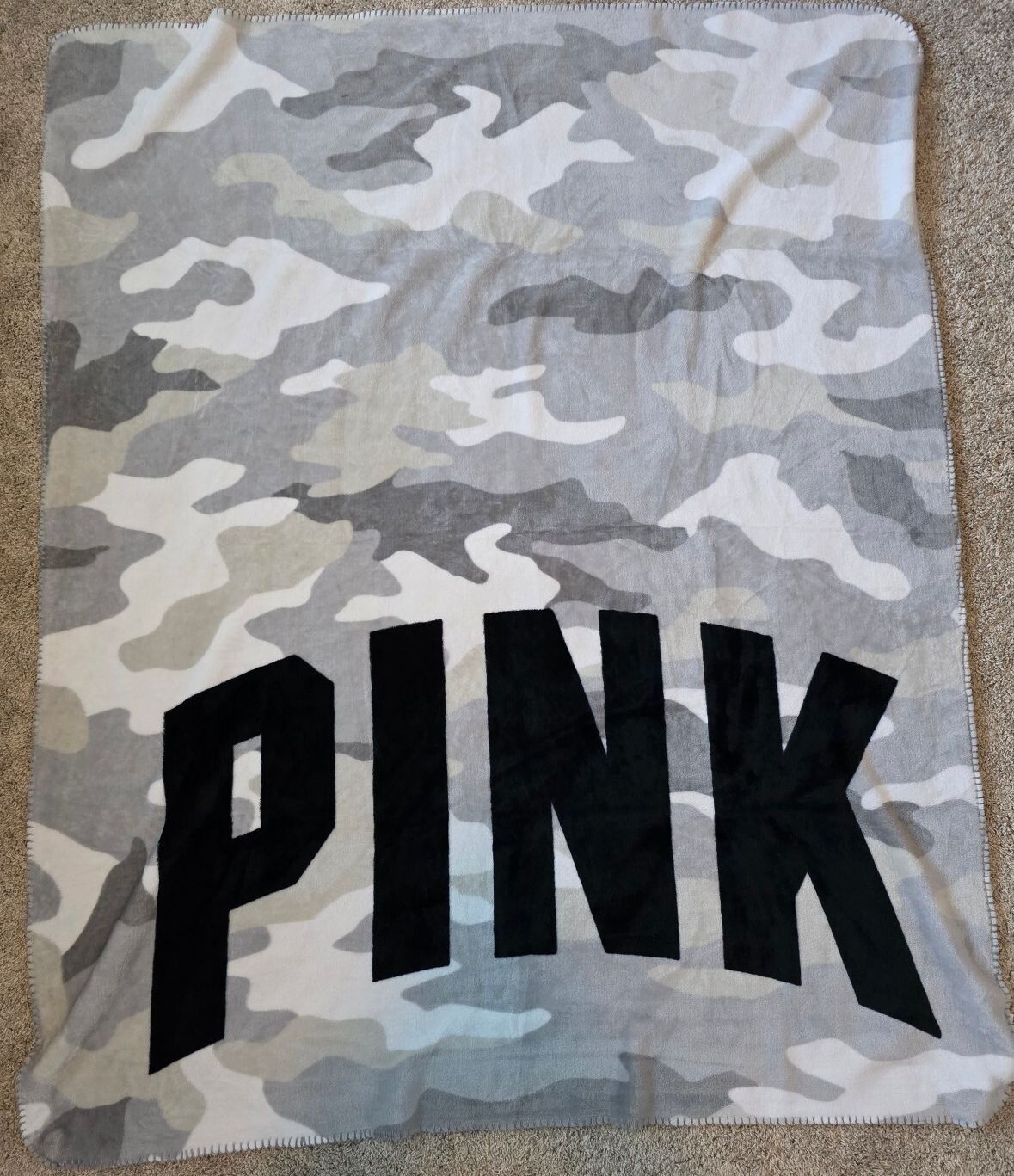Victoria's Secret PINK Gray Camo Plush Throw Blanket 50x60 Soft Fleece